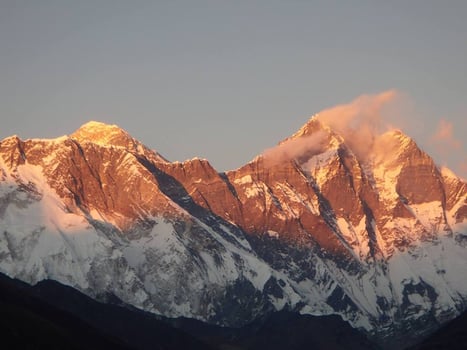 everest base camp setting