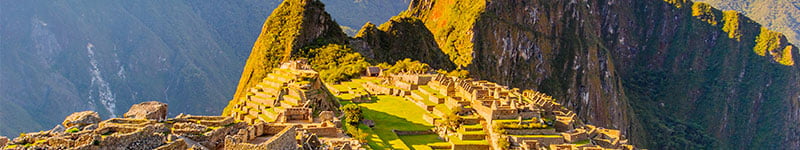 Machu_Picchu_in_sunlight