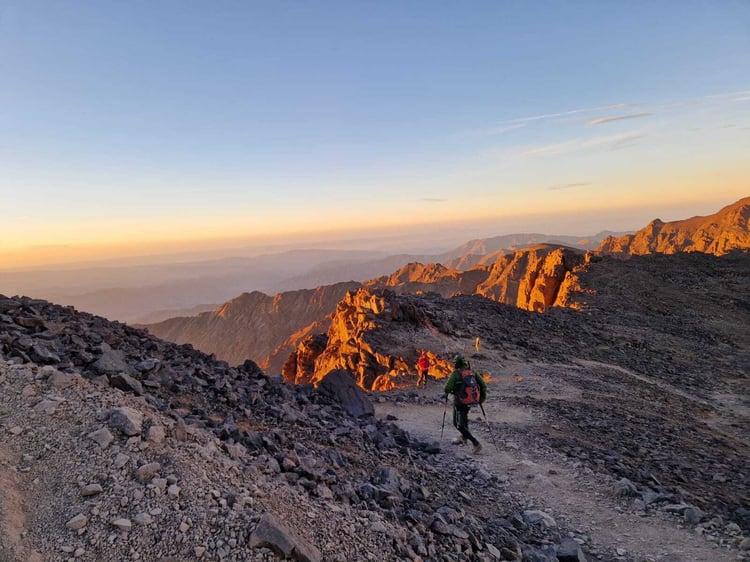 PHOTO-2025-10-17-08-50-23