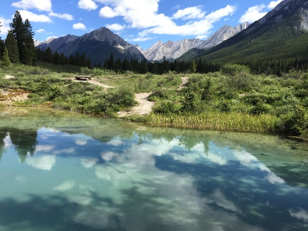 Yamnuska Hiking 7-min