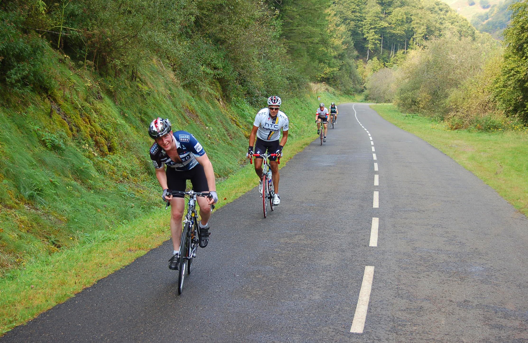 Cycling_uphill_Pyrenees.jpg